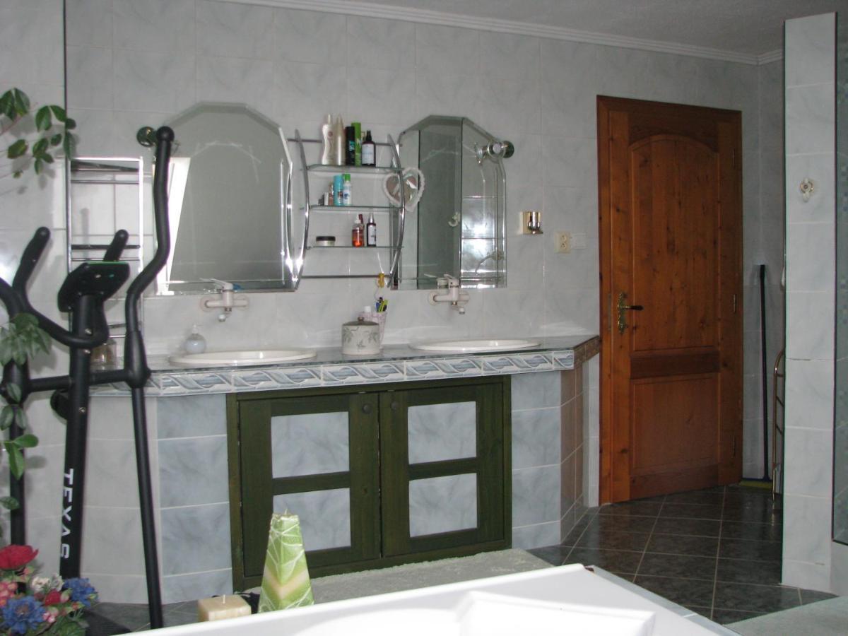 Penzion Piano Appartement Liptovský Mikuláš Buitenkant foto
