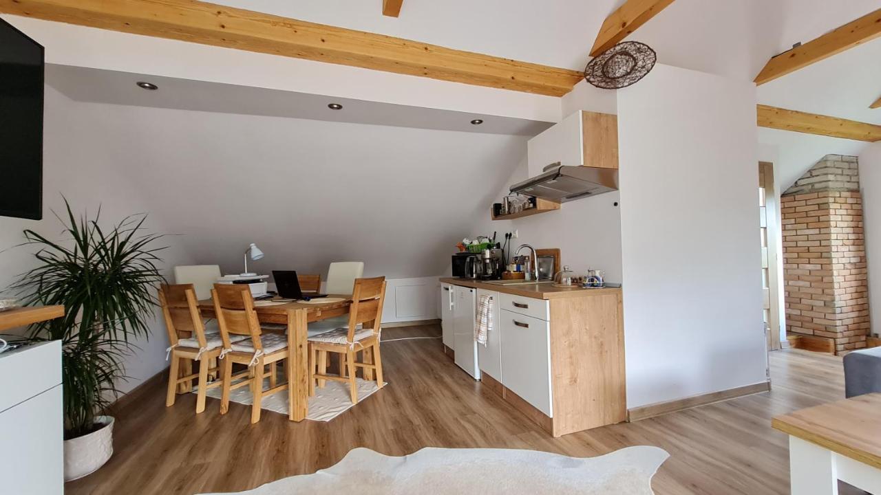 Penzion Piano Appartement Liptovský Mikuláš Buitenkant foto