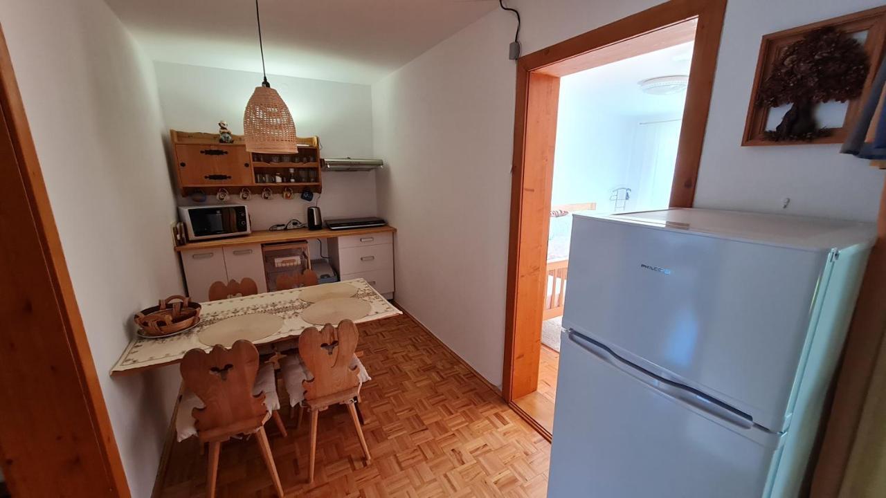 Penzion Piano Appartement Liptovský Mikuláš Buitenkant foto